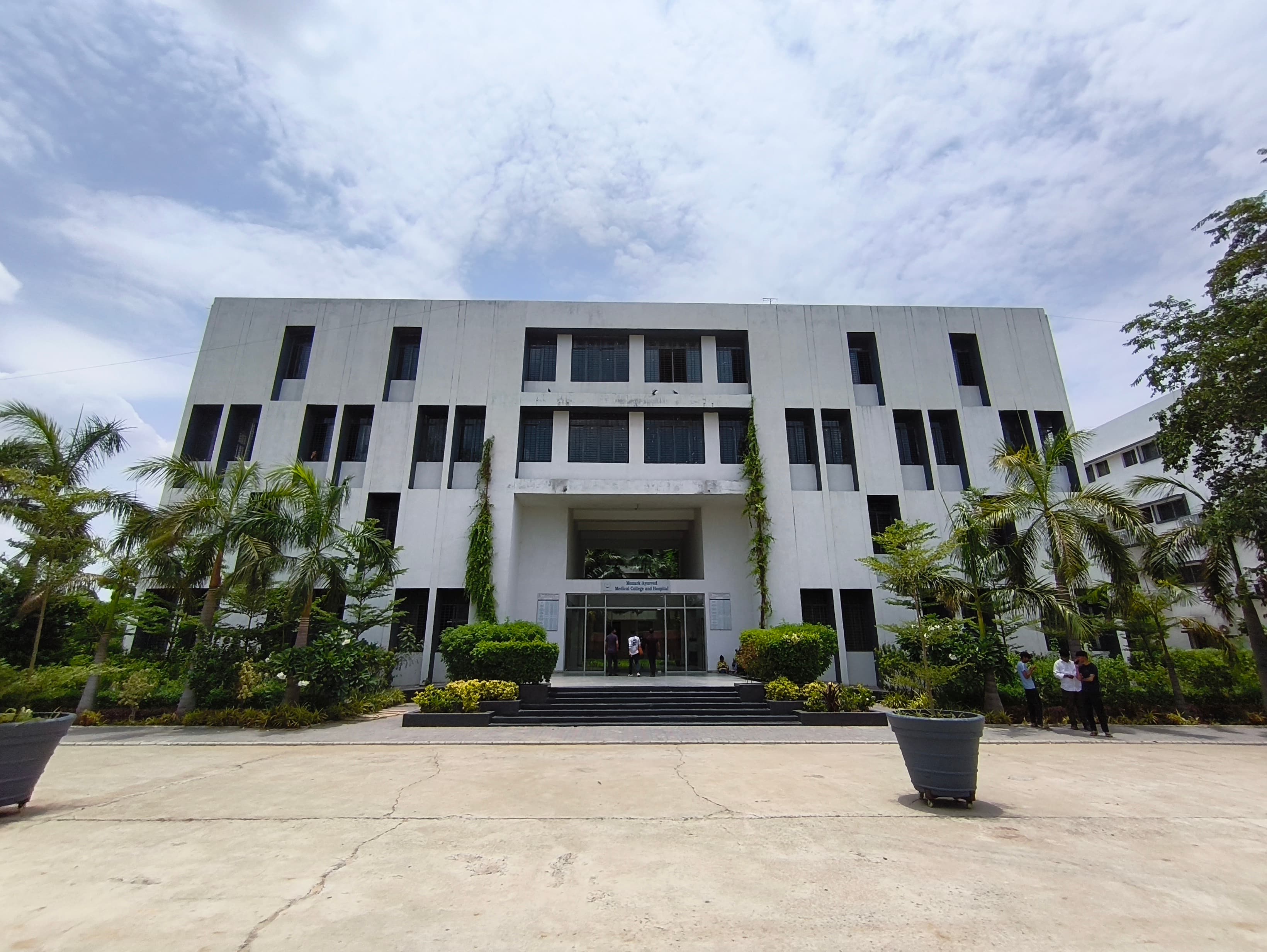 Monark Ayurved Hospital Campus